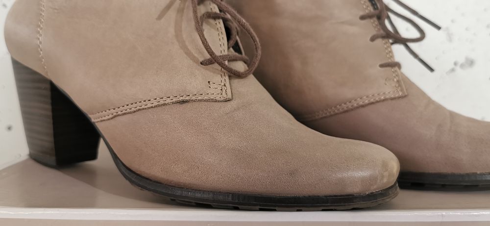 Боти естествена кожа