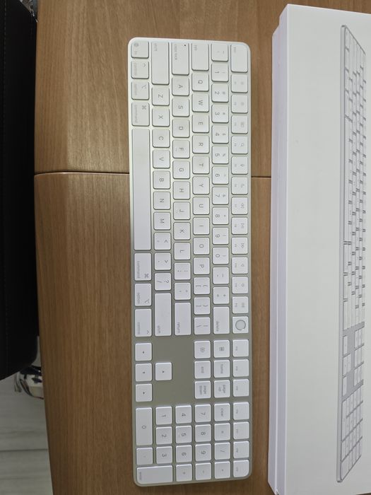 Apple Magic Keyboard with Touch ID Type-C White (полная) американская