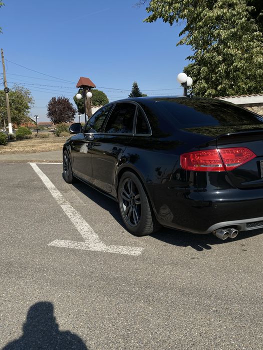 Audi a4 b8.