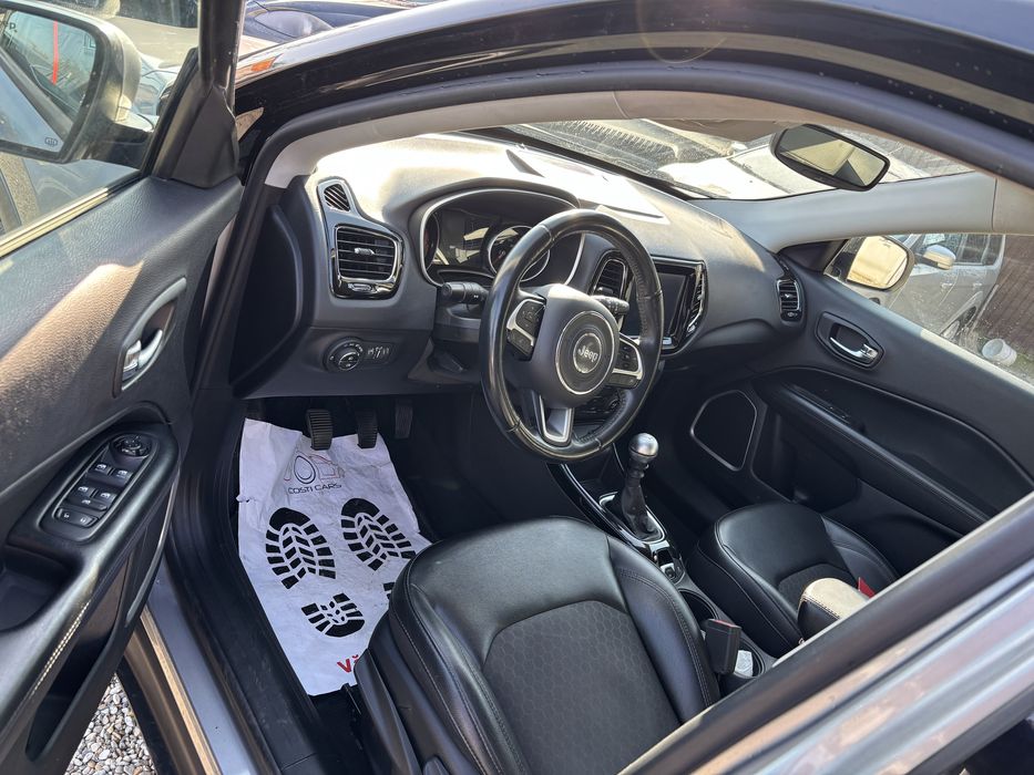 Jeep Compass - 2018 - 1.6 TDI 120cp - FWD - Night Eagle - Inmatriculat