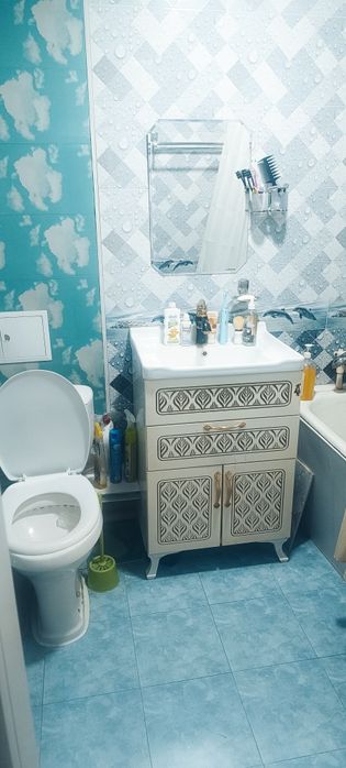 Продаётся уютная 3-комнатная квартира.