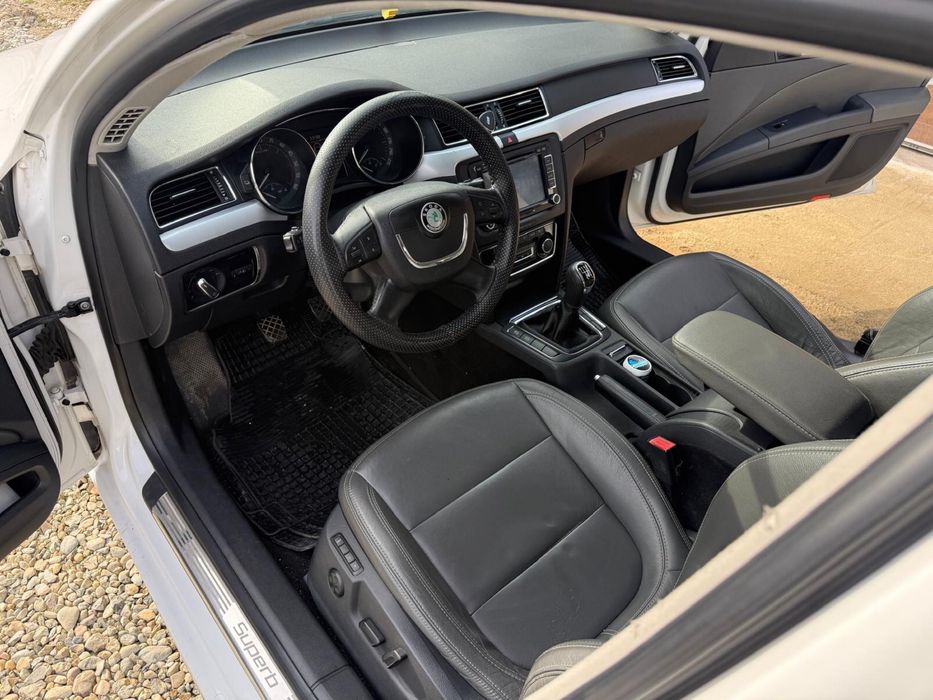 Vand Skoda Superb 2.0 TDI