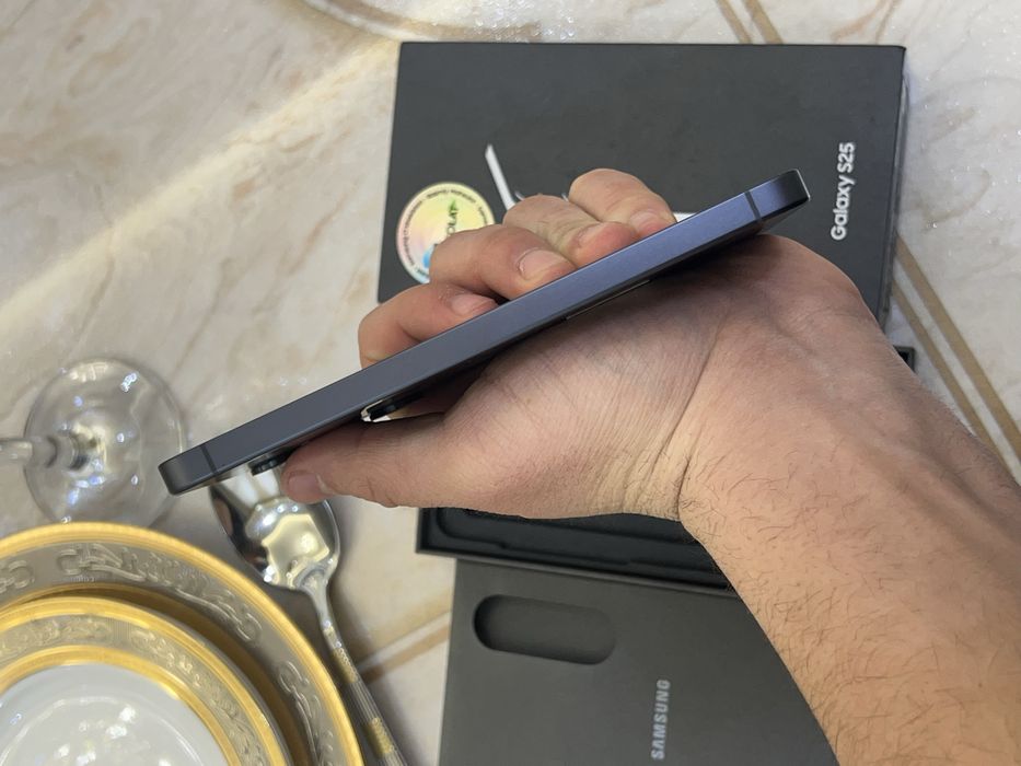 Samsung Galaxy S25 256