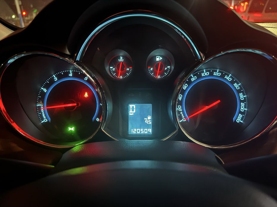 Lasetti Cruze 2009 Yil 230000 Yurgan moshina ideal holatda