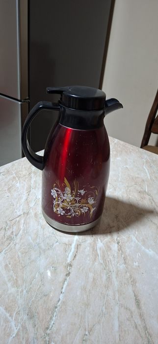 Продаётся термос в отличном состояни