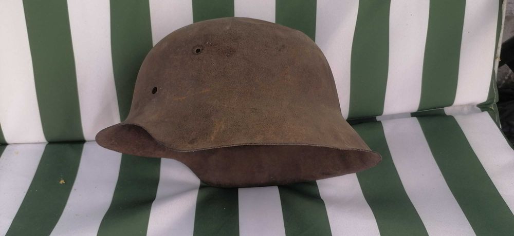 casca din  anii  1940  pret  350  lei