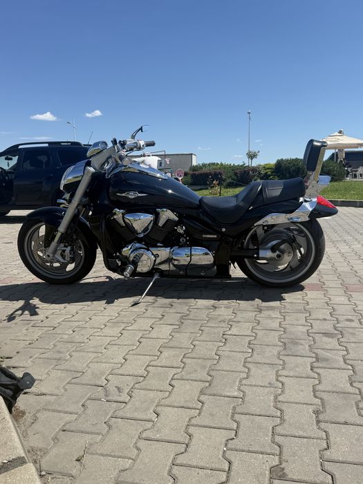 Suzuki intruder m109r m109r2