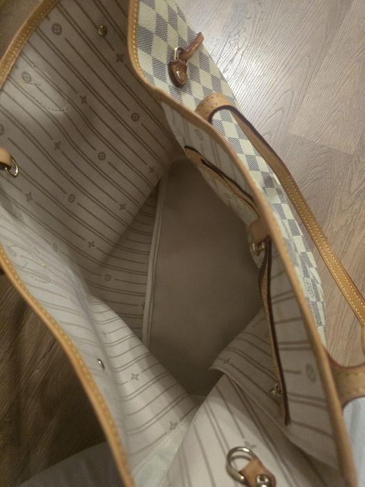 Geanta dama Louis Vuitton