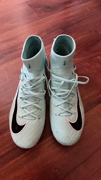 Бутсы Nike Mercurial