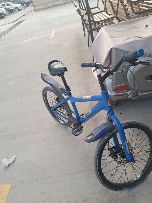 Velik xolati yaxshi razmer 20 teshilmidigan pakrishka qoyilgan