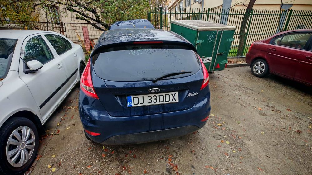 Vând Ford Fiesta Avariat!
