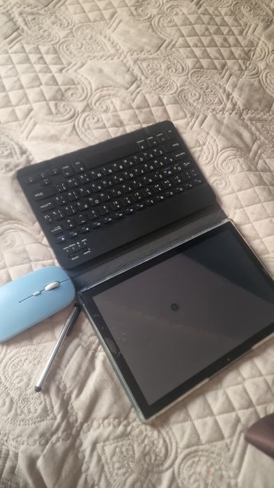 Продам планшет 512г