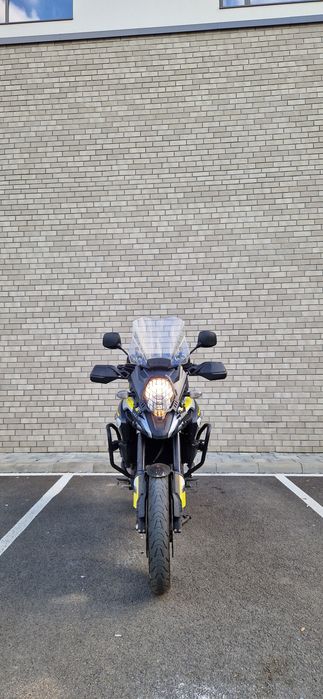 Vand Suzuki Vstrom DL 1000 !
