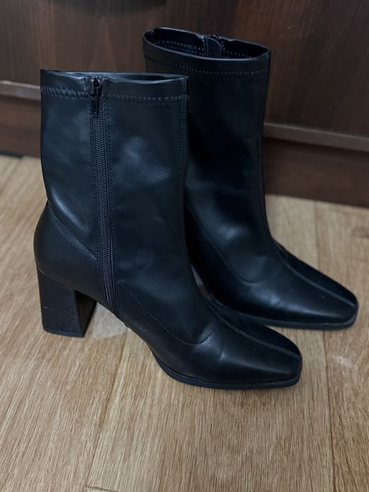 Ботильоны черные