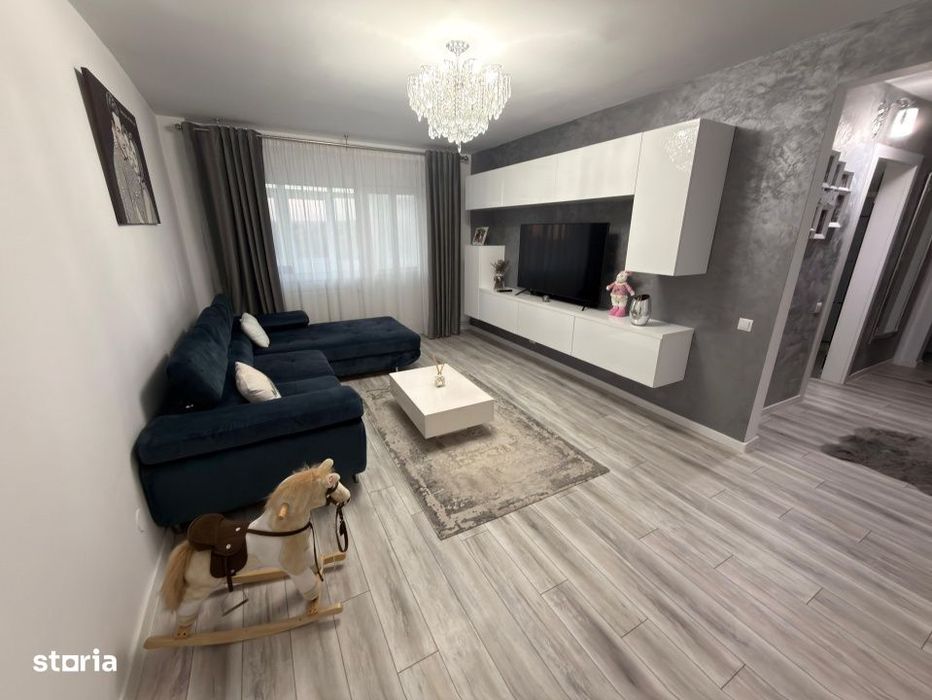Apartament 3 camere, 74 mp, zona Garii