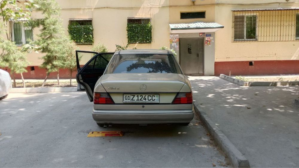 Мерседес бенз w 124