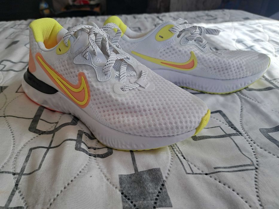 Маратонки Nike оригинални