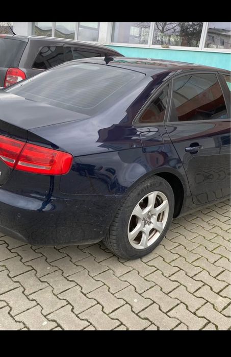 Vând audi a4 b8 sedan