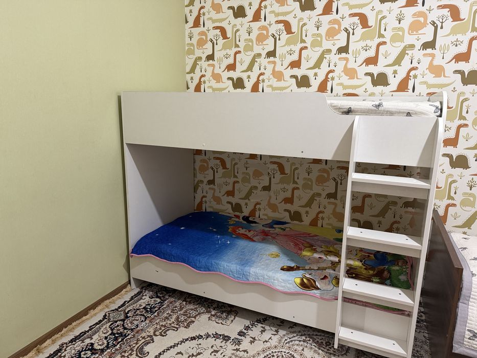 Детская кровать двухьярусная