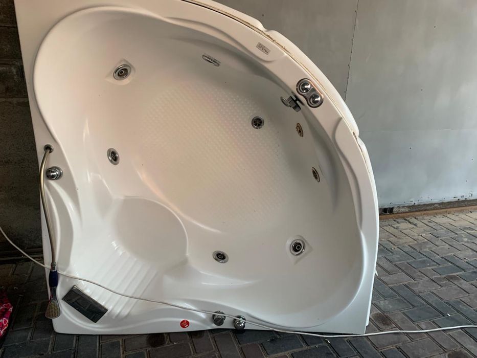 Продам джакузу бу