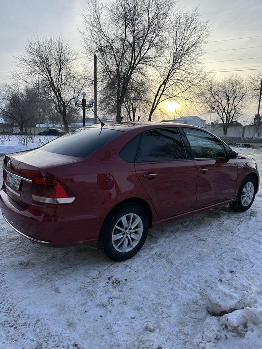 Продам автомобиль Polo (автомат)