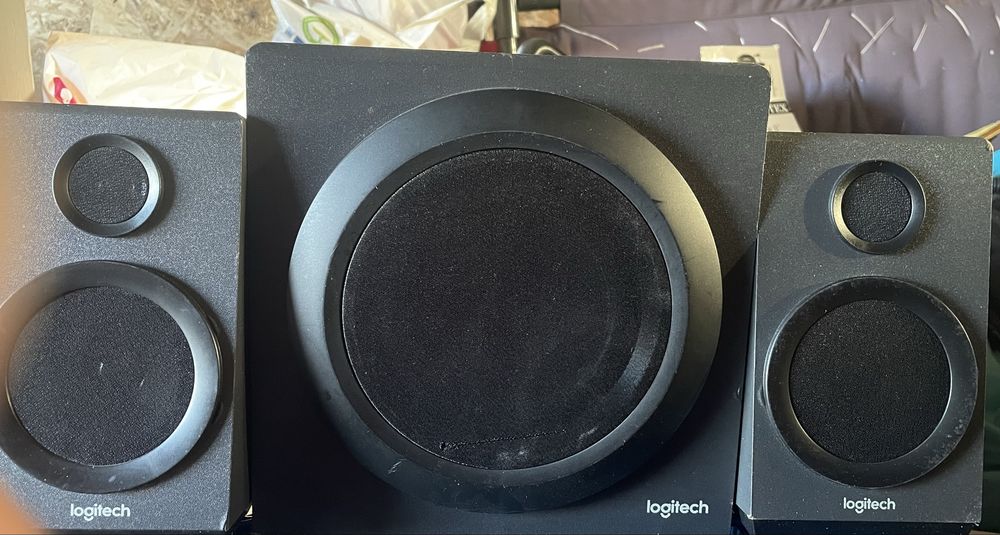 Logitech Z333 2.1 – 40W RMS