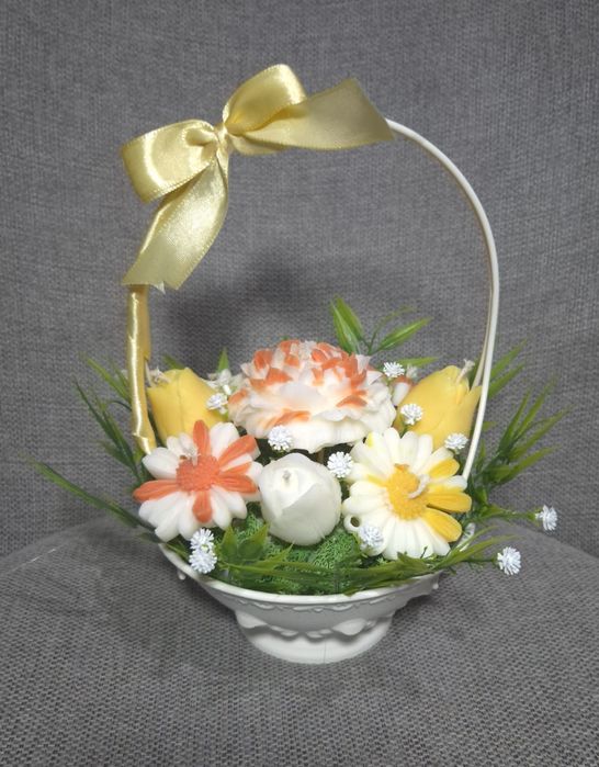 Букети от рози фоам и свещи от соев восък!