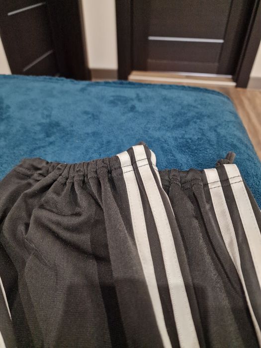 Оригинален дамски спортен комплект АДИДАС