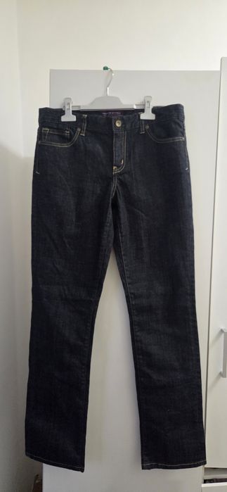 Blugi Tommy Hilfiger originali,marimea 8R(echivalentul unui.S),culoare indigo,stare foarte buna