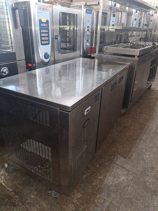 Хладилна маса FOSTER