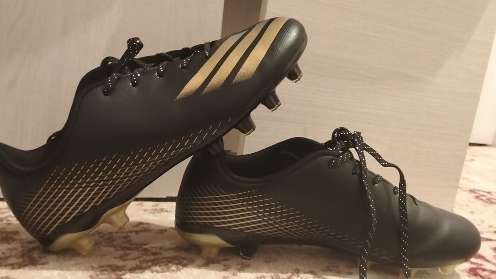 Бутсы продам,новый