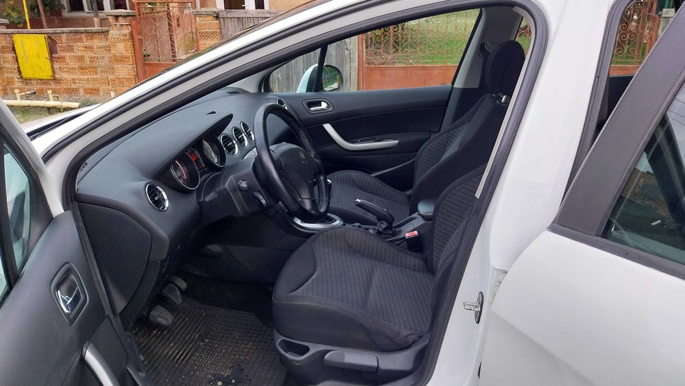 Vând PEUGEOT 308 SW 1.6 diesel, an 2010, 90 cp, 237 800 km