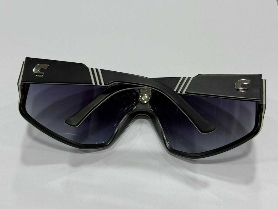 Слънчеви очила CARRERA 36 9TA90 115 – Черно с бяло