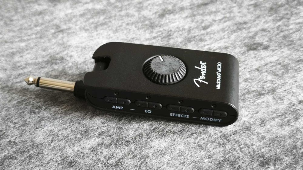 FENDER Mustang Micro amplificator chitara portabil cu căști - GARANTIE