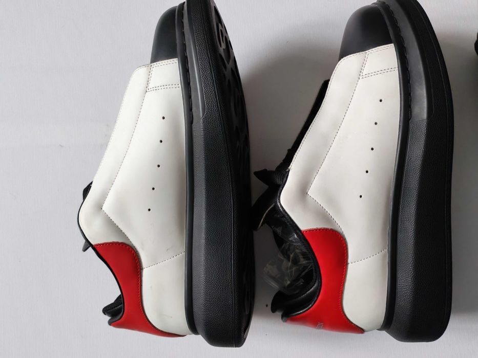 adidasi Alexander McQueen