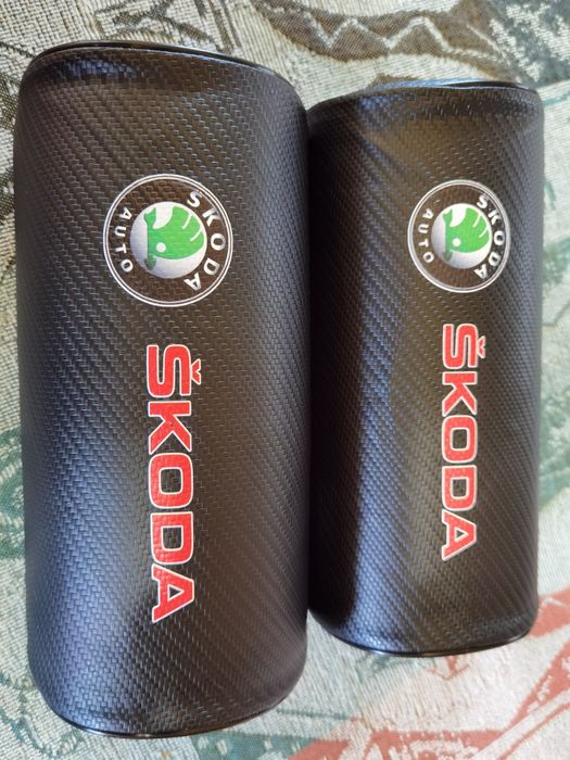 Pernă auto pentru gât