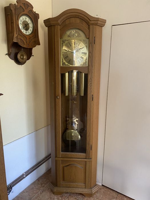 Pendule de pardoseala cu 3 greutai cu melodua Westminster