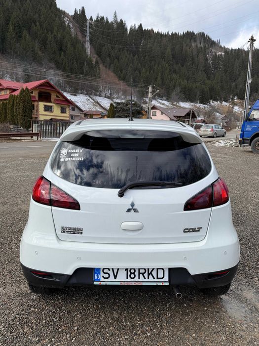MITSUBISHI Colt