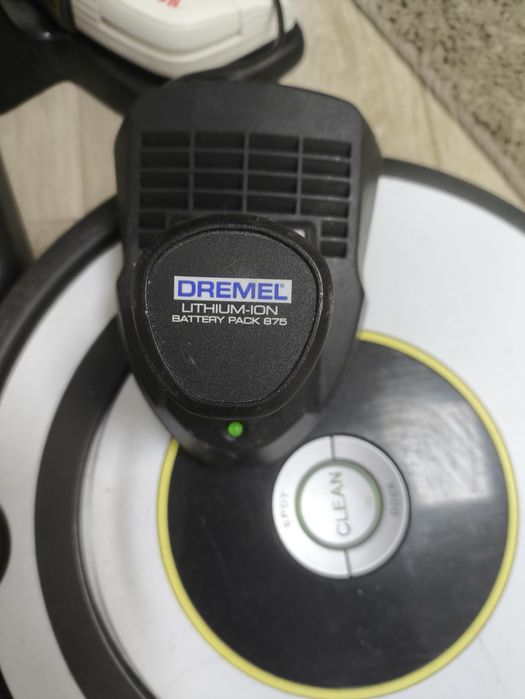Зарядно и батерия 10,8 v за Dremel