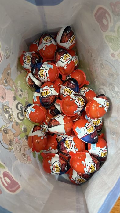 Kinder Joy Stranger things