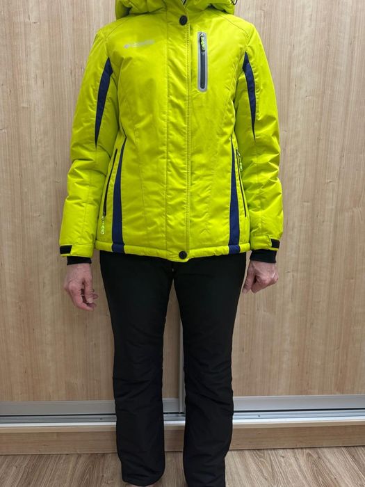 Продам лыжный костюм