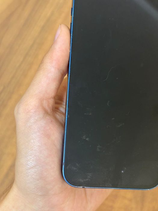 В продаже iPhone 12