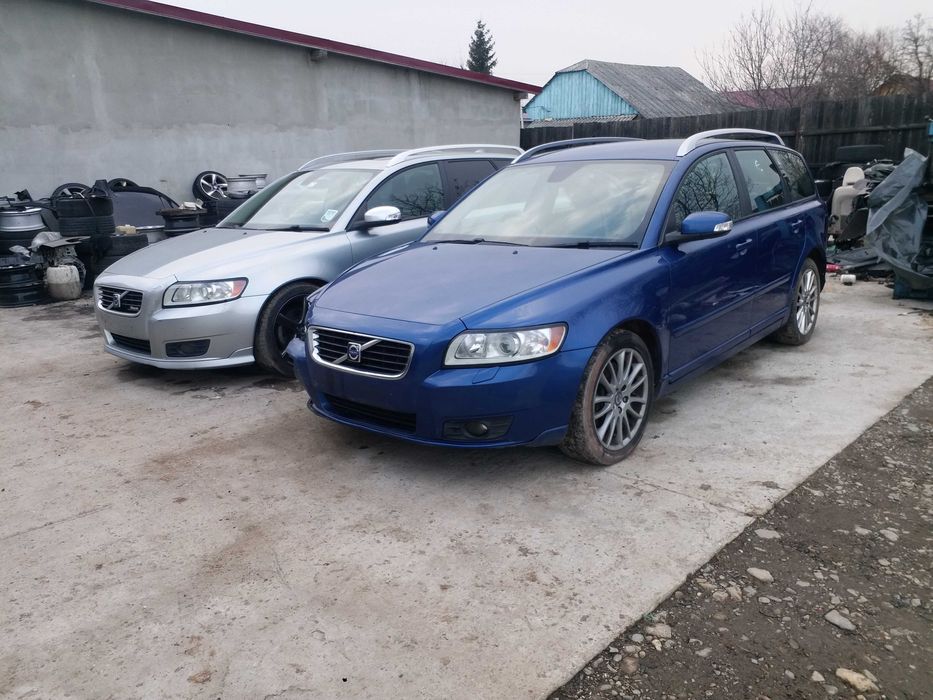 volvo v50 piese din dezmembrari 2004-2014