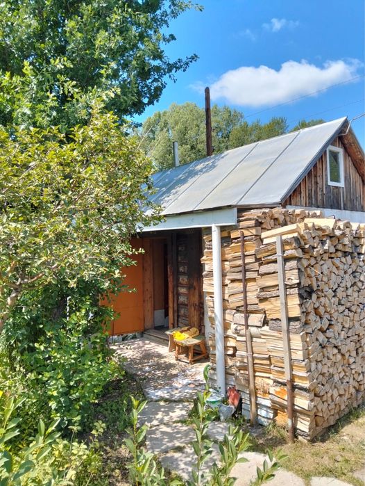 Продам дачу, район поселка Каменный карьер,