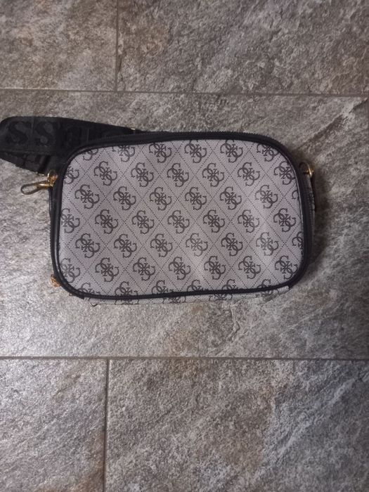 Geanta Guess! Cadou portofel! Transport gratis!