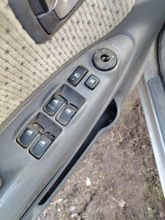 Hyundai tucson 2.0crd на части!