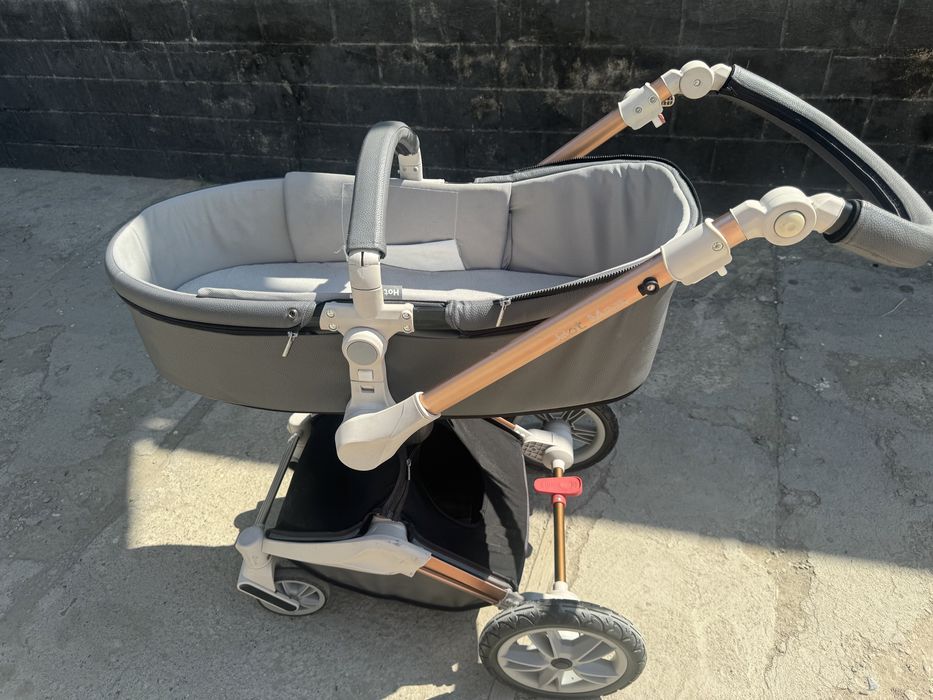 Срочно продаю коляску HOT MOM