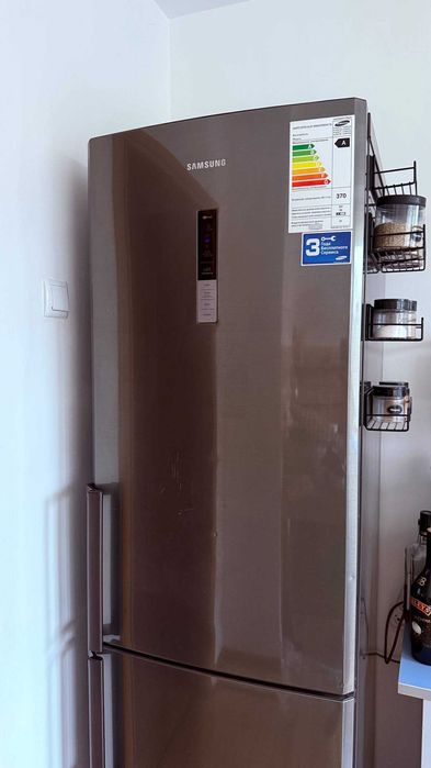 Холодильник двухкамерный Samsung BWT RL-48RECMG1