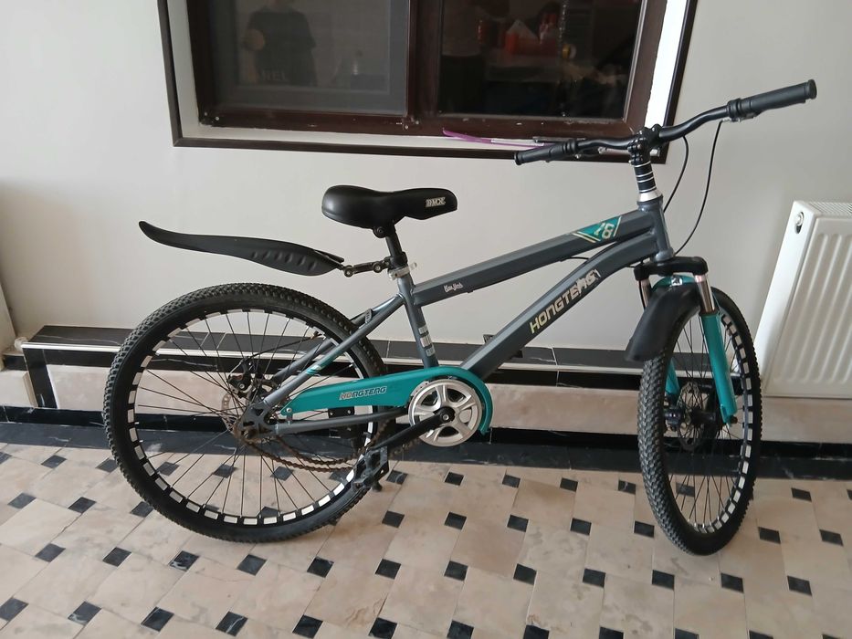 Заголовок:

Велосипед HONGTENG X6 26" | Отличное состояние | Торг