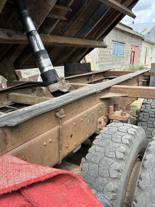 Продам камаз самосвал